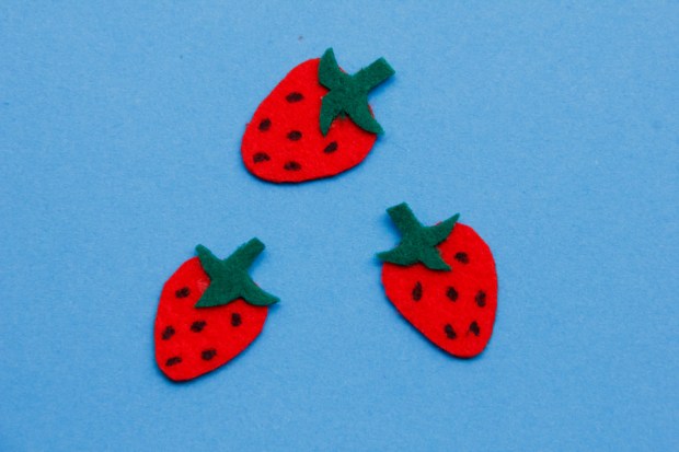 sticker - strawberry